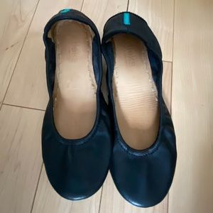 Tieks Matte Black Size 6